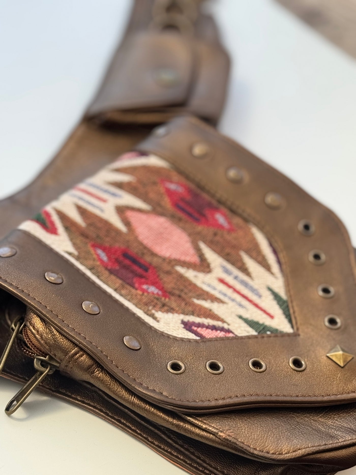 Leather Niisha Belt | Gold
