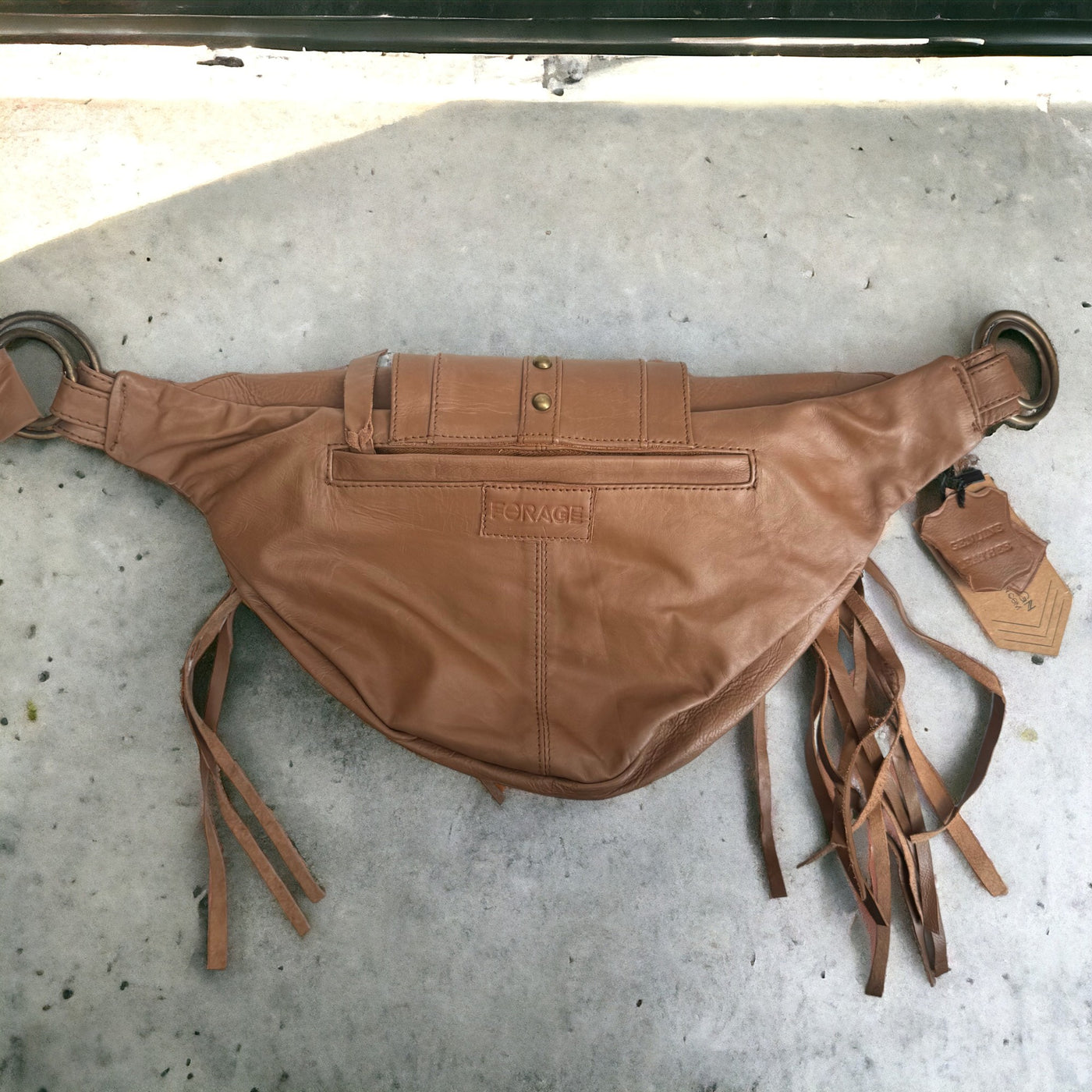 Vegan Leather Arrow Bag | Tan