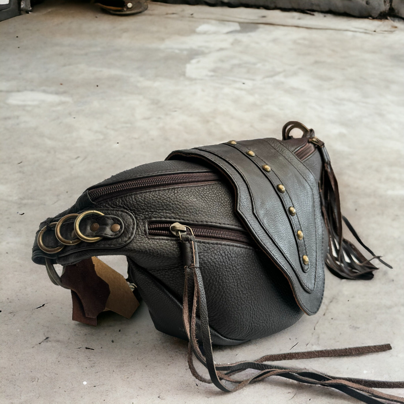 Leather Arrow Bag - Falcon Brown | Seconds - Grade 2