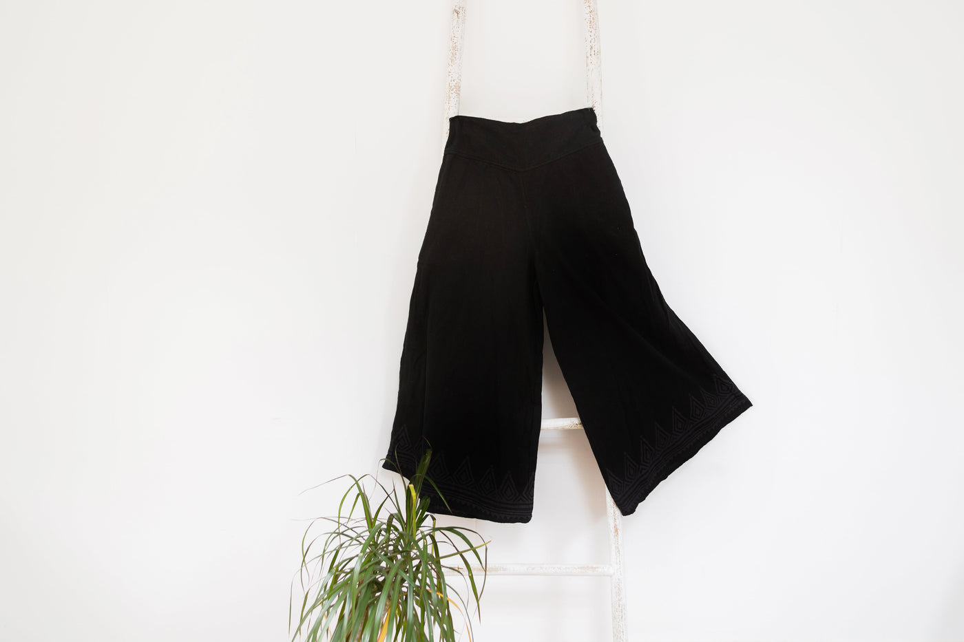 Ex Display | Raw Cotton Wide Leg Trousers - Black