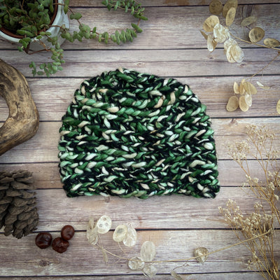 Finger-knitted Hat -Tikami - Green - ForageDesign